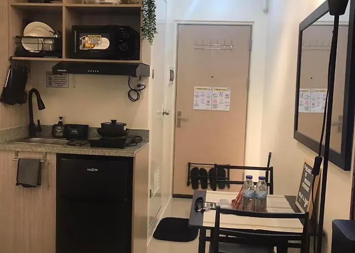 Inmer's D Staycation Mini-hôtel Manille